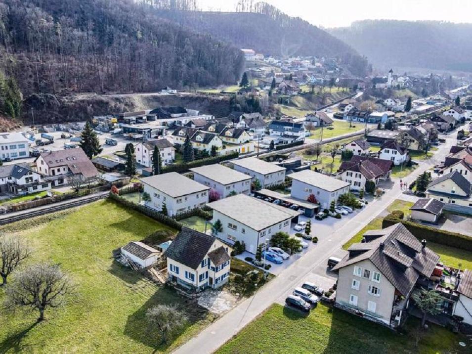 Real estate in Altweg — look at the real estate search engine GEOLN.COM. Photo 1