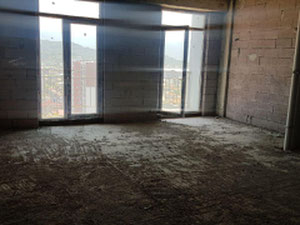 业主在新建筑中的黑框 — 来自开发商和业主的房地产搜索引擎 GEOLN.COM. 照片 4