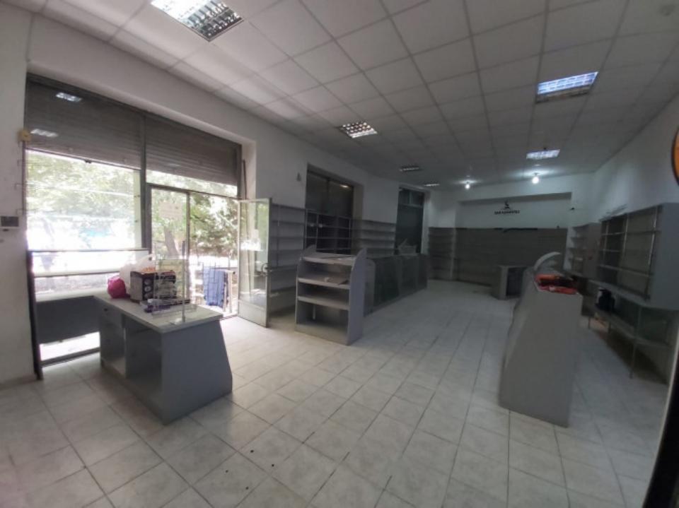 commercial property for sale — Find off-plan property or real estate resale directly from developers and owners GEOLN.COM. Photo 1