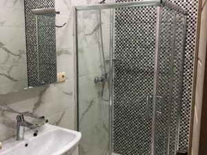 იყიდება 3 ოთახიანი ბინა — უძრავი ქონების ყიდვა და მფლო ბელებისგან GEOLN.COM. ფოტო 7