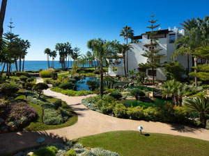 Apartment 3 bedrooms 140 m² in the Golden Mile, Spain — Find off-plan property or real estate resale directly from developers and owners GEOLN.COM. Photo 2