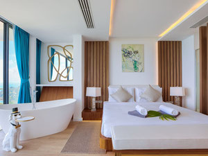 Велика 5-кімнатна вілла з басейном та видом на море в житловому комплексі на схилі — Пошуковик нерухомості від забудовників і власників GEOLN.COM. Фото 25