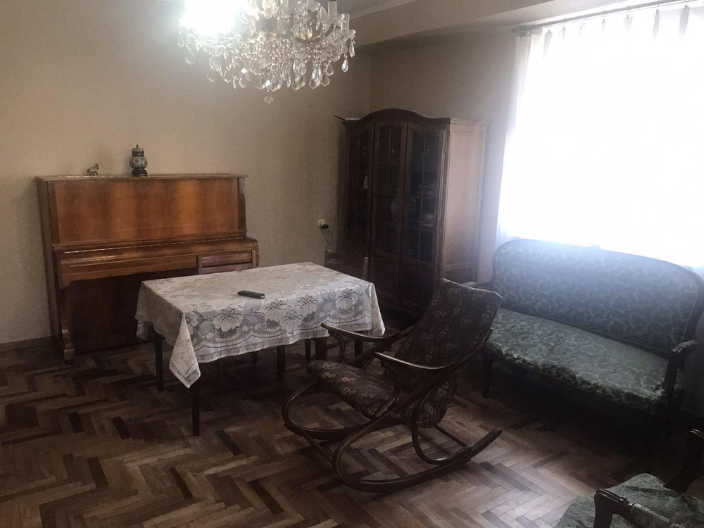 Продається квартира — Пошуковик нерухомості від забудовників і власників GEOLN.COM. Фото 1