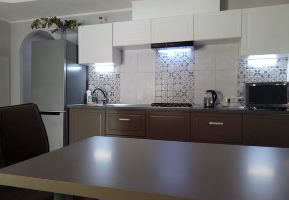 Побережжя Чорного Моря. Продам власну 4кімнатну квартиру