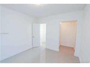 美国房子，佛罗里达州，海厄利亚 — 来自开发商和业主的房地产搜索引擎 GEOLN.COM. 照片 14