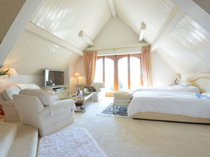 Villa in Switzerland, Blonie — Find off-plan property or real estate resale directly from developers and owners GEOLN.COM. Photo 10