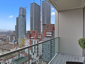 Real estate in Dockside at Millharbour — look at the real estate search engine GEOLN.COM. Photo 2