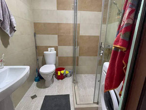 იყიდება 2 ოთახიანი ბინა — უძრავი ქონების ყიდვა და მფლო ბელებისგან GEOLN.COM. ფოტო 5