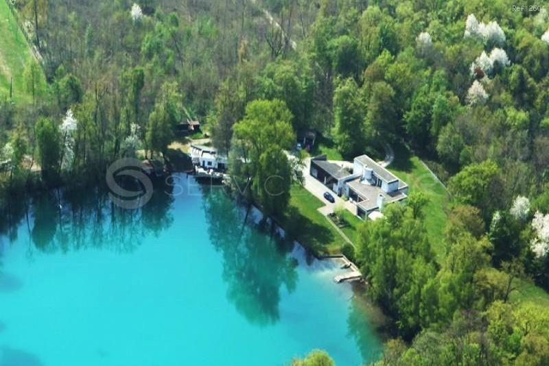 Villa in France, Grand Est, Strasbourg — Find off-plan property or real estate resale directly from developers and owners GEOLN.COM. Photo 1