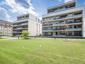 房地产在 Am Schlosspark — look at the real estate search engine GEOLN.COM. 照片 2