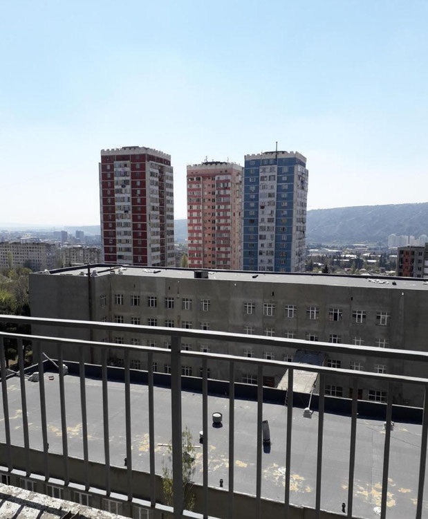 5 кімнатна квартира в Вазісубані. Квартира без посередника в Тбілісі — Пошуковик нерухомості від забудовників і власників GEOLN.COM. Фото 1