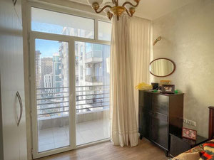 ბინა ზღვის ხედით — უძრავი ქონების ყიდვა და მფლო ბელებისგან GEOLN.COM. ფოტო 7