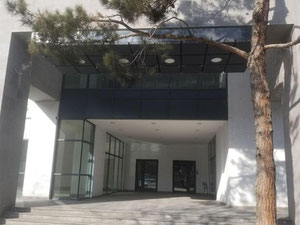 דירת 4 חדרים באורטצ'לה. דירה ללא מתווך בטביליסי — חיפוש נדל"ן מפרטי ומקבלן GEOLN.COM. תמונה 2