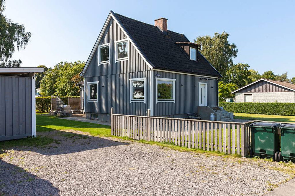 Real estate in Fleningevagen 310 — look at the real estate search engine GEOLN.COM. Photo 1