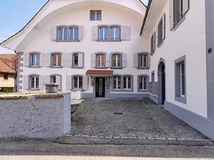 Нерухомість в Triplex a Chemin du Bas de Chaux — дивіться на пошуковику нерухомості GEOLN.COM. Фото 2