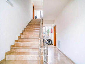 მონტენეგრო. სტუდია 100 მეტრში ზღვისგან, ტივატში. — უძრავი ქონების ყიდვა და მფლო ბელებისგან GEOLN.COM. ფოტო 3