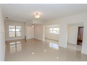 美国房子，佛罗里达州，海厄利亚 — 来自开发商和业主的房地产搜索引擎 GEOLN.COM. 照片 5