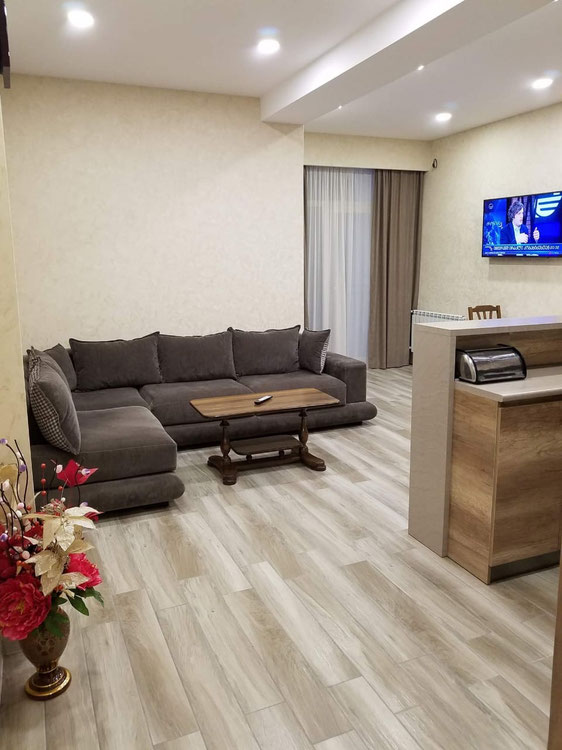 4房公寓出售 — 来自开发商和业主的房地产搜索引擎 GEOLN.COM. 照片 1