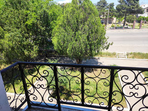 Büroflächen zum Verkauf in der Stadt Gardabani — Immobilien-Suchservice von Bauträgern und Eigentümern GEOLN.COM. Foto 2