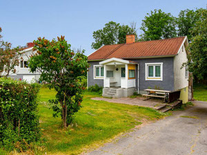 Real estate in Ankarsrumsvagen 14 — look at the real estate search engine GEOLN.COM. Photo 3