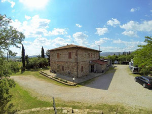 Production in a village in Italy, Tuscany, Livorno — Find off-plan property or real estate resale directly from developers and owners GEOLN.COM. Photo 7