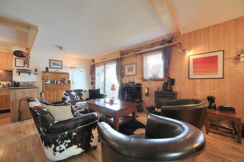 Apartment in France, Saint-Gervais-les-Trois-Clochers — Find off-plan property or real estate resale directly from developers and owners GEOLN.COM. Photo 1