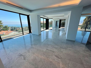 Moderne, luxuriöse Villa an der Côte d'Azur — Immobilien-Suchservice von Bauträgern und Eigentümern GEOLN.COM. Foto 5