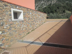 山中别墅，意大利海边，利古里亚，阿尔本加 — 来自开发商和业主的房地产搜索引擎 GEOLN.COM. 照片 2