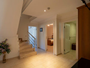 იყიდება ელიტარული ბინა დუპლექსი 4+1 — უძრავი ქონების ყიდვა და მფლო ბელებისგან GEOLN.COM. ფოტო 4