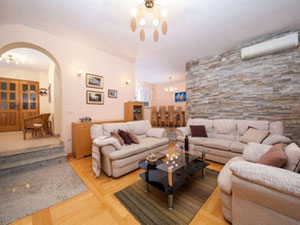 克罗地亚海边的别墅，斯普利特斯科-达尔马廷斯卡，马卡尔斯卡 — 来自开发商和业主的房地产搜索引擎 GEOLN.COM. 照片 9