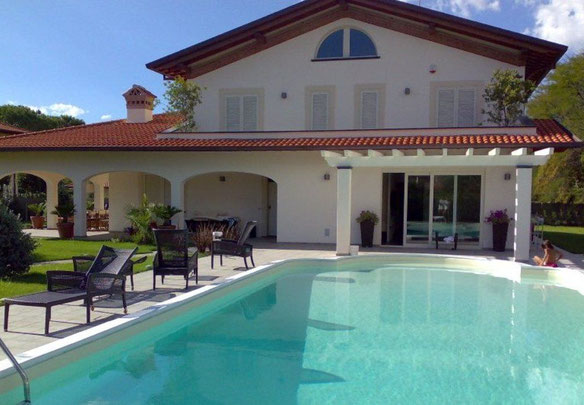 意大利海滨别墅，Forte dei Marmi