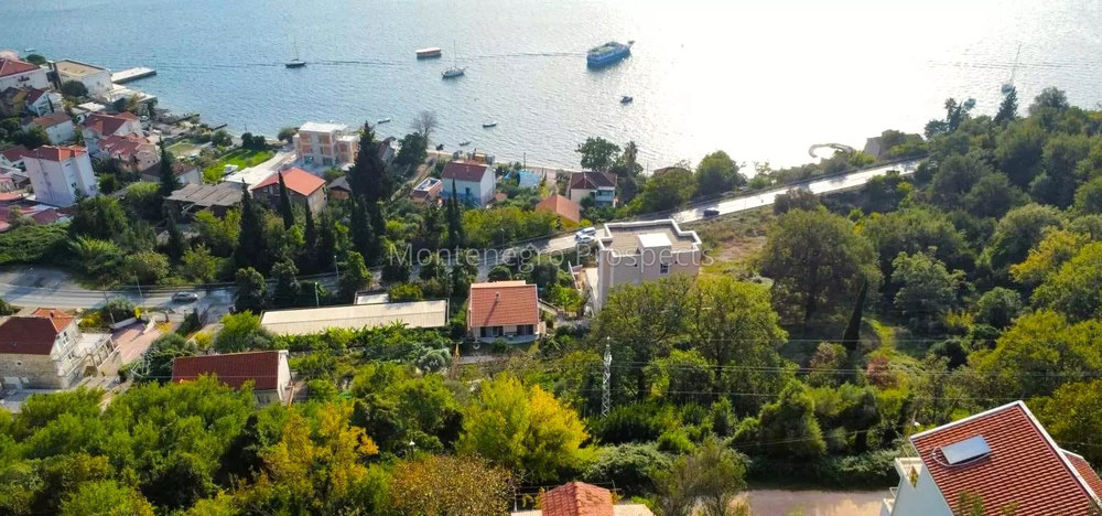 Montenegro. Construction site in Baošići less than 150 m from the sea. — Find off-plan property or real estate resale directly from developers and owners GEOLN.COM. Photo 1
