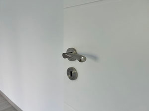 სტუდიოს ბინა პიატა მუნჩის/ბლდ. დეცებალთან, ბუქარესტი — უძრავი ქონების ყიდვა და მფლო ბელებისგან GEOLN.COM. ფოტო 2