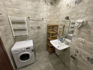 ბინა ზღვის ხედით მე-17 სართულზე — უძრავი ქონების ყიდვა და მფლო ბელებისგან GEOLN.COM. ფოტო 5