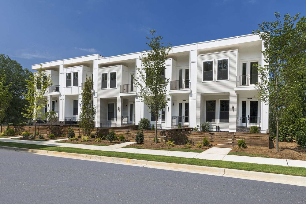 Real estate in Westside Village — look at the real estate search engine GEOLN.COM. Photo 1