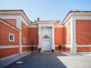 Willa w Hiszpanii, Madrycie, Pozuelo de Alarcon — Wyszukiwarka nieruchomości od deweloperów i właścicieli GEOLN.COM. Zdjęcie 2