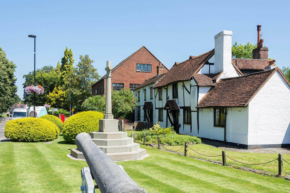 Недвижимость в Audley Chobham — смотрите на поисковике недвижимости GEOLN.COM. Фото 1