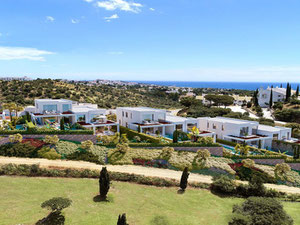 Villa 3 bedrooms 298 m² in Calahonda, Spain — Find off-plan property or real estate resale directly from developers and owners GEOLN.COM. Photo 10