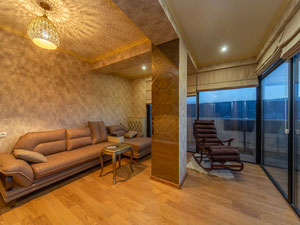 პრემიუმ კლასის  3 საძინებლიანი 110 კვ მ — უძრავი ქონების ყიდვა და მფლო ბელებისგან GEOLN.COM. ფოტო 10