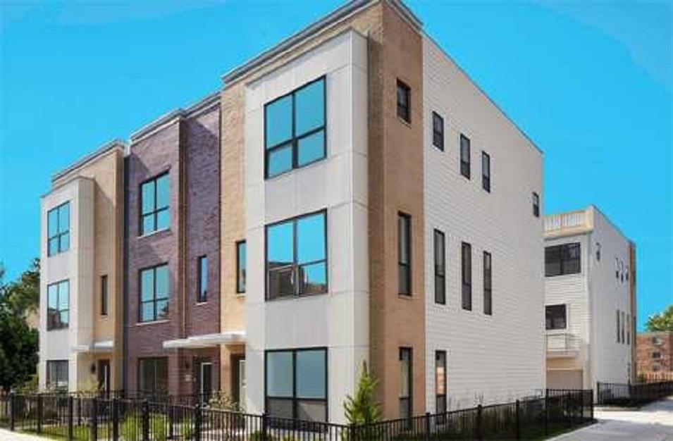 Real estate in Lexington Reserve at Oak Park — look at the real estate search engine GEOLN.COM. Photo 1