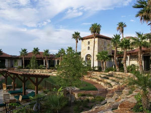 房地产在 Rough Hollow - West Rim — look at the real estate search engine GEOLN.COM. 照片 2