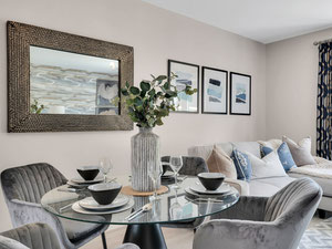 Real estate in Merchants Place — look at the real estate search engine GEOLN.COM. Photo 5