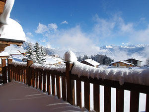 Chalet in Switzerland, Valais, Anzer — Find off-plan property or real estate resale directly from developers and owners GEOLN.COM. Photo 3