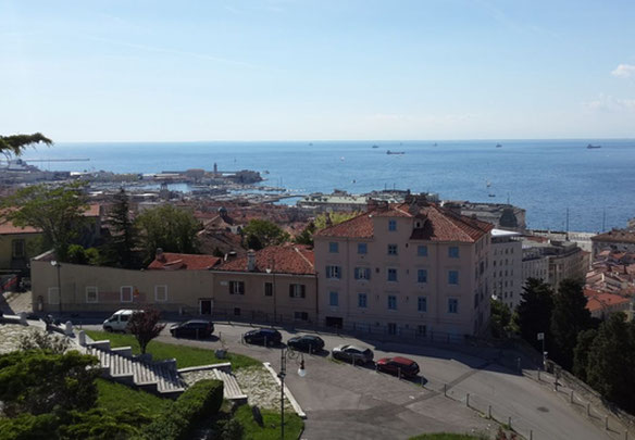 Квартира у великому місті, біля моря в Італії, Фріулі — Венеція Джулія, Трієст.