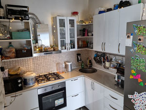 Deniz kenarında iki yatak odası ve mutfak-oturma odası olan daire — Sahiplerden yada inşaatcilardan mülkiyet arama GEOLN.COM. Fotoğraf 3