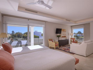 Villa 5 bedrooms 477 m² in Guadalmina Baja, Spain — Find off-plan property or real estate resale directly from developers and owners GEOLN.COM. Photo 16