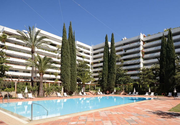 Apartment 5 bedrooms 339 m² in Centro, Spain