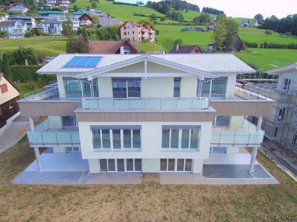 Nieruchomości w Schulstrasse 9 — spójrz na wyszukiwarkę nieruchomości GEOLN.COM. Zdjęcie 1