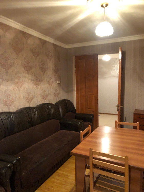 იყიდება ბინა — უძრავი ქონების ყიდვა და მფლო ბელებისგან GEOLN.COM. ფოტო 1