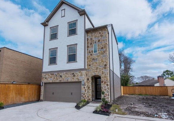 Ashford Manor - Garden Homes